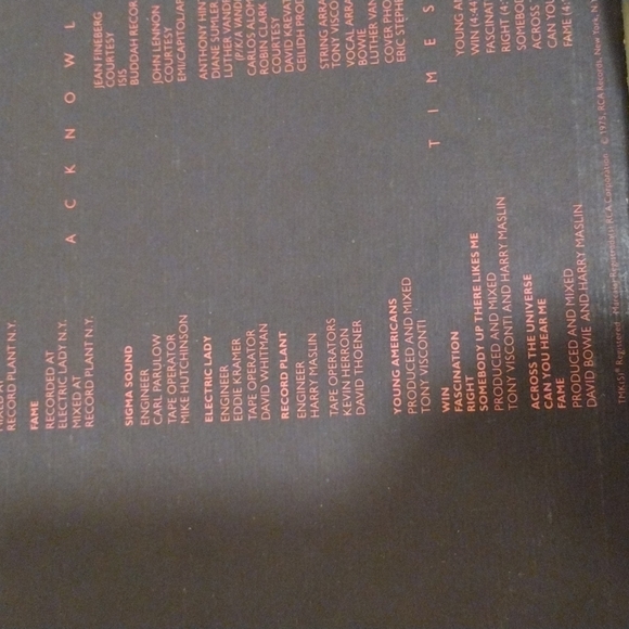 David Bowie - Young Americans vinyl record album - Picture 6 of 10